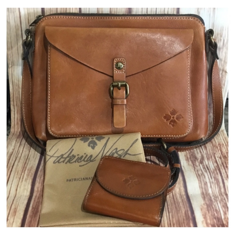 PATRICIA NASH Florentine Leather Shoulder Bag Wallet w/ Dust Bag Bundle